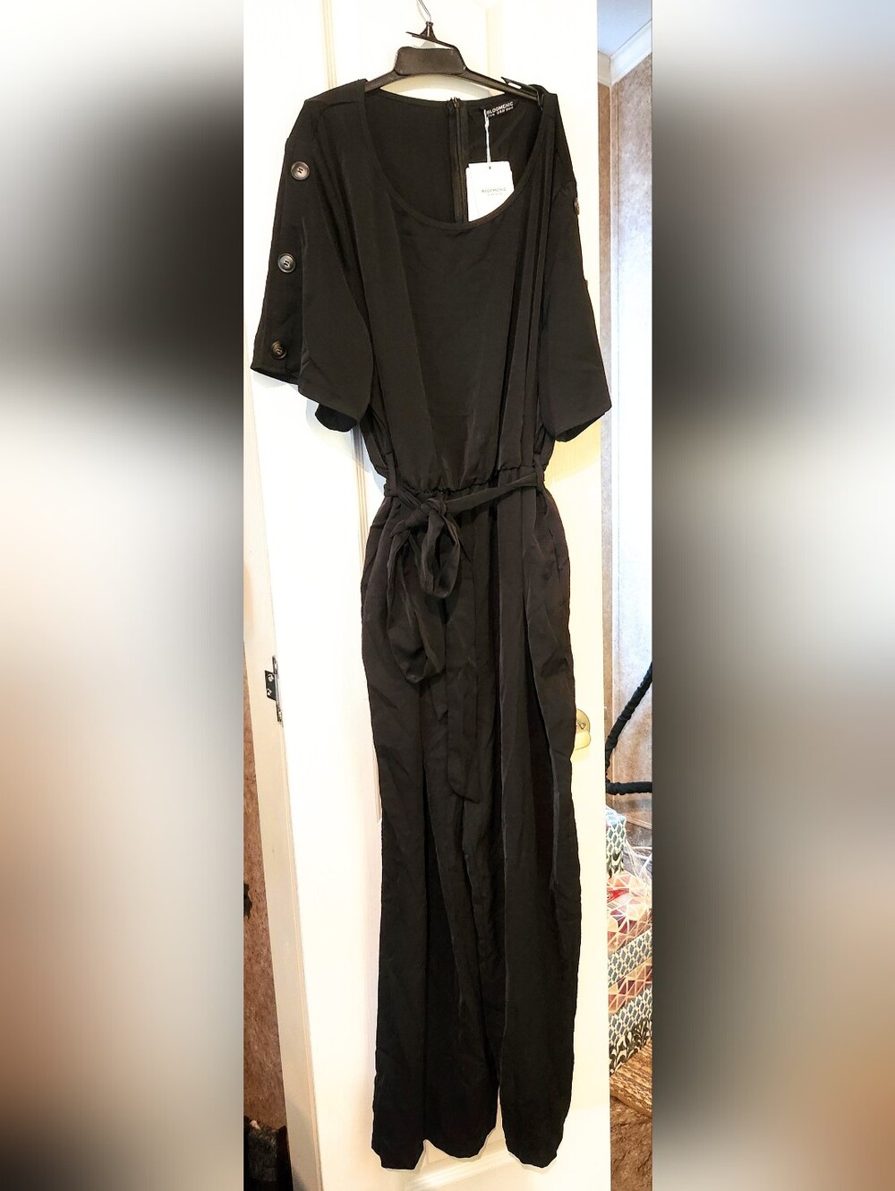 Women’s Black Button-Sleeve Jumpsuit with Waist Tie 14-16 XL